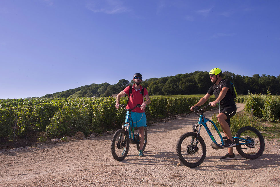 location de trottinettes électriques, visiter la Champagne en trottinettes